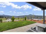 912 Medina Ave - Photo 39
