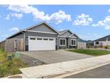 912 Medina Ave - Photo 4