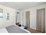 2126 17TH St - Photo 16