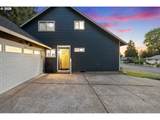 2126 17TH St - Photo 3