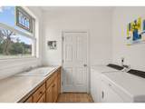 7280 Eola Hills Rd - Photo 14