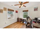 7280 Eola Hills Rd - Photo 22