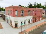 100 Main St - Photo 1