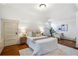 3303 Kelly Ave - Photo 19