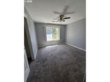 340 Elizabeth Ave - Photo 16