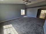 340 Elizabeth Ave - Photo 4