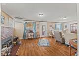 208 7TH St - Photo 17