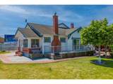 208 7TH St - Photo 2