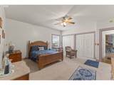 208 7TH St - Photo 26