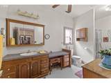208 7TH St - Photo 28