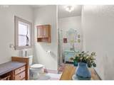 208 7TH St - Photo 29