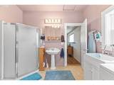 208 7TH St - Photo 33