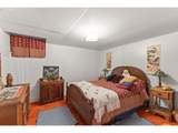 208 7TH St - Photo 40