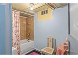208 7TH St - Photo 42