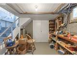 208 7TH St - Photo 46