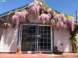 208 7TH St - Photo 9