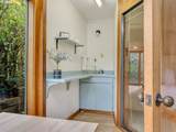 844 Little Beach Dr - Photo 29
