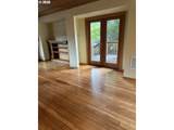 2359 Columbia St - Photo 11