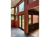 2359 Columbia St - Photo 19