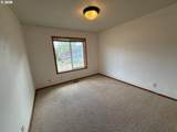 736 Judith Ct - Photo 11