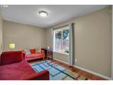 565 Lenox St - Photo 23