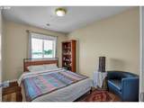 565 Lenox St - Photo 35
