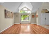 565 Lenox St - Photo 5