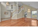 565 Lenox St - Photo 9