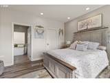 1561 Laurel St - Photo 24