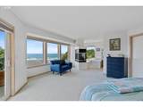 7015 Neptune Dr - Photo 26