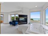7015 Neptune Dr - Photo 28