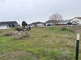 1605 Hayes St - Photo 3