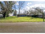 442 4TH Ave - Photo 8