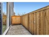 6678 Clinton St - Photo 11