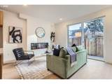 6678 Clinton St - Photo 3