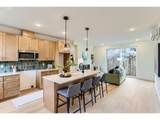 6678 Clinton St - Photo 4