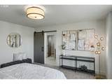 1174 Sylvia St - Photo 37