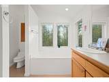 9245 Skyline Blvd - Photo 36
