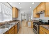 1002 Jq Adams St - Photo 4