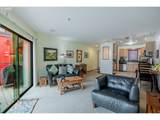 606 Naito Pkwy - Photo 9