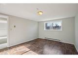 16810 Burnside St - Photo 25
