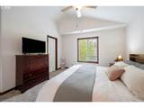 810 9TH St - Photo 11