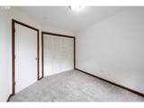 810 9TH St - Photo 16
