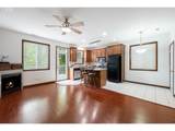 810 9TH St - Photo 5