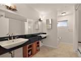 3930 Abbey Ln - Photo 18