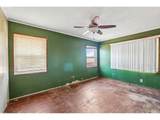 1637 75TH Ave - Photo 5