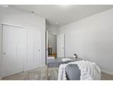 2725 6TH Way - Photo 22