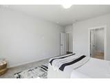 2725 6TH Way - Photo 25