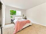 7007 Burlington Ave - Photo 11