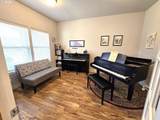 1002 Olive Ct - Photo 7